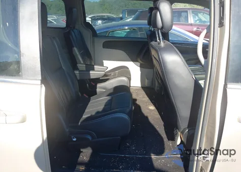 2014 Chrysler Town & Country Touring z USA, uszkodzony, nr VIN 2C4RC1BGXER434017